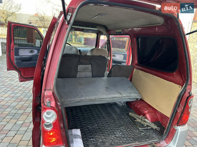 Красный ФАВ 6371 пасс., объемом двигателя 1.1 л и пробегом 143 тыс. км за 2200 $, фото 6 на Automoto.ua