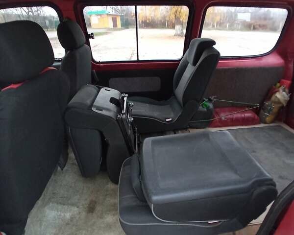 Красный ФАВ 6371 пасс., объемом двигателя 1.05 л и пробегом 80 тыс. км за 2100 $, фото 11 на Automoto.ua