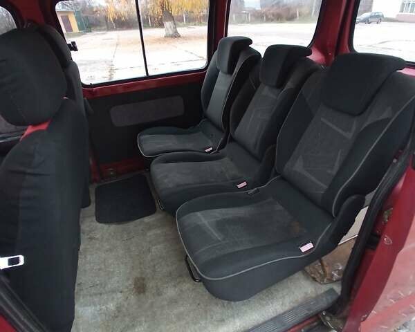 Красный ФАВ 6371 пасс., объемом двигателя 1.05 л и пробегом 80 тыс. км за 2100 $, фото 5 на Automoto.ua