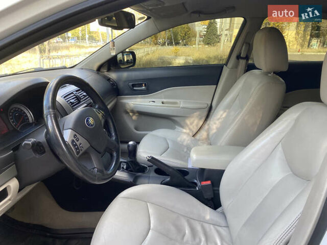 Белый ФАВ Бестурн, объемом двигателя 1.6 л и пробегом 165 тыс. км за 3999 $, фото 8 на Automoto.ua