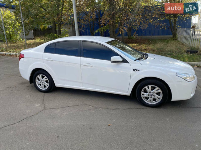 Белый ФАВ Бестурн, объемом двигателя 1.6 л и пробегом 165 тыс. км за 3999 $, фото 2 на Automoto.ua