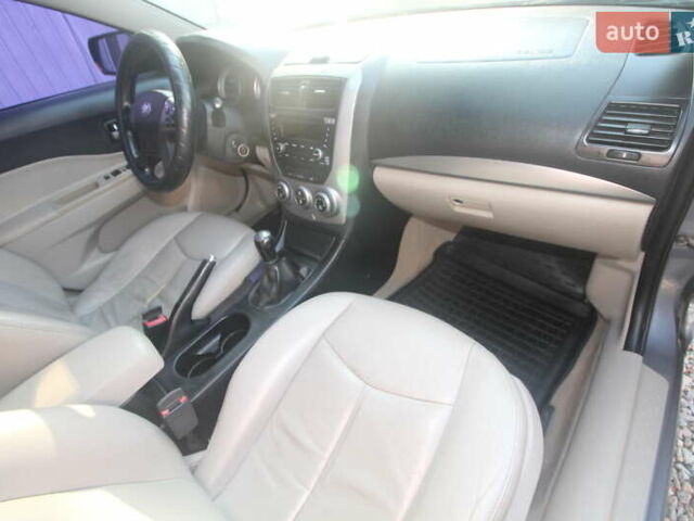Сірий ФАВ Besturn, об'ємом двигуна 1.6 л та пробігом 213 тис. км за 3997 $, фото 45 на Automoto.ua