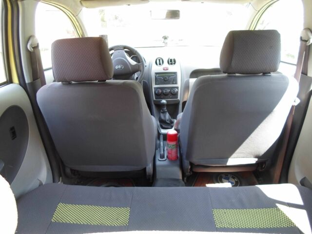 Желтый ФАВ В2, объемом двигателя 1.3 л и пробегом 130 тыс. км за 2400 $, фото 6 на Automoto.ua