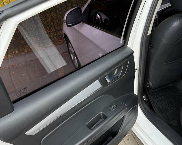 Белый ФАВ B30, объемом двигателя 1.6 л и пробегом 103 тыс. км за 8250 $, фото 17 на Automoto.ua