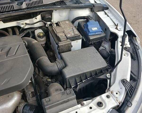 Белый ФАВ B30, объемом двигателя 1.6 л и пробегом 88 тыс. км за 8275 $, фото 5 на Automoto.ua