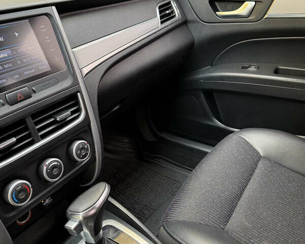 Белый ФАВ B30, объемом двигателя 1.6 л и пробегом 103 тыс. км за 8250 $, фото 19 на Automoto.ua