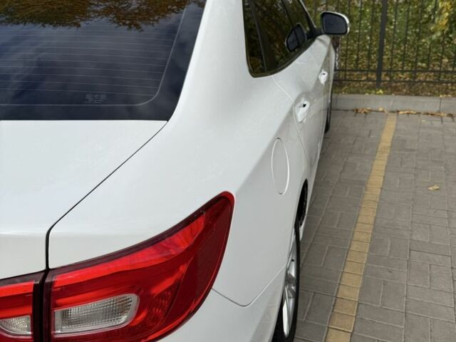 Белый ФАВ B30, объемом двигателя 1.6 л и пробегом 103 тыс. км за 8250 $, фото 5 на Automoto.ua