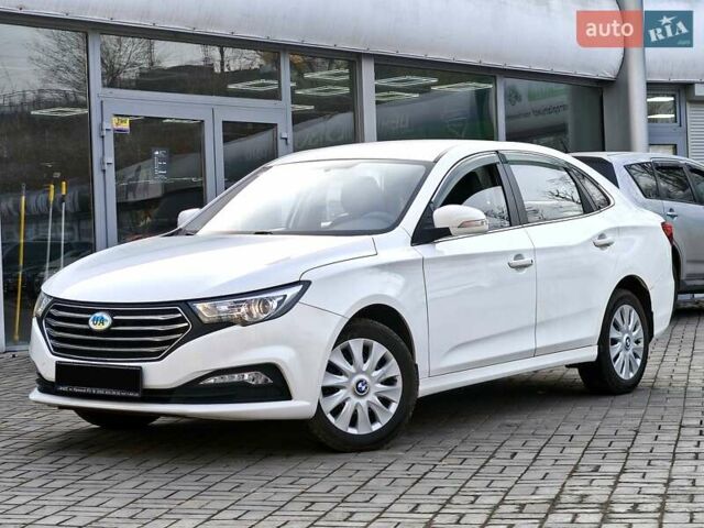Белый ФАВ B30, объемом двигателя 1.6 л и пробегом 53 тыс. км за 7750 $, фото 1 на Automoto.ua