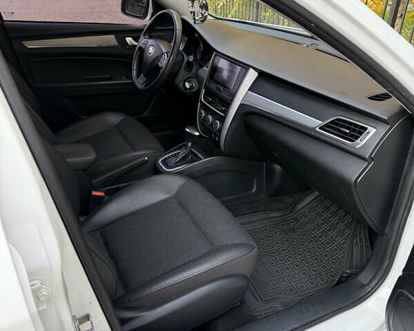 Белый ФАВ B30, объемом двигателя 1.6 л и пробегом 103 тыс. км за 8250 $, фото 15 на Automoto.ua