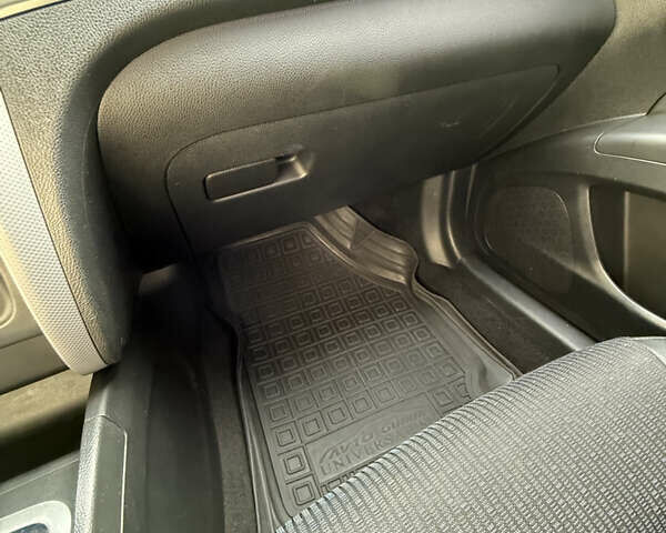 Белый ФАВ B30, объемом двигателя 1.6 л и пробегом 103 тыс. км за 8250 $, фото 28 на Automoto.ua