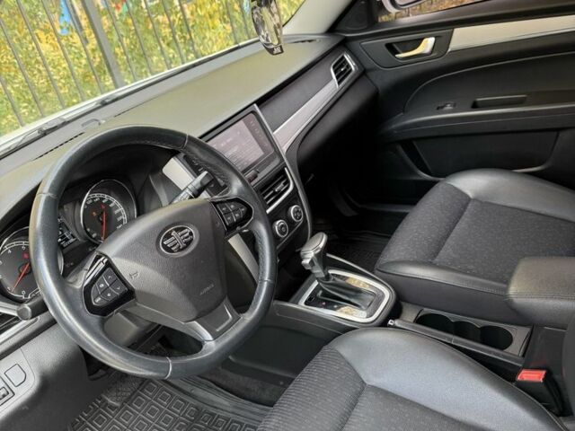 Белый ФАВ B30, объемом двигателя 1.6 л и пробегом 103 тыс. км за 8250 $, фото 14 на Automoto.ua