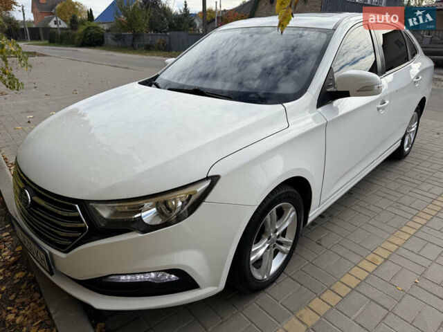 Белый ФАВ B30, объемом двигателя 1.6 л и пробегом 103 тыс. км за 8250 $, фото 3 на Automoto.ua