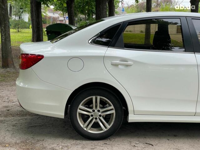 Белый ФАВ B30, объемом двигателя 1.6 л и пробегом 74 тыс. км за 7990 $, фото 4 на Automoto.ua