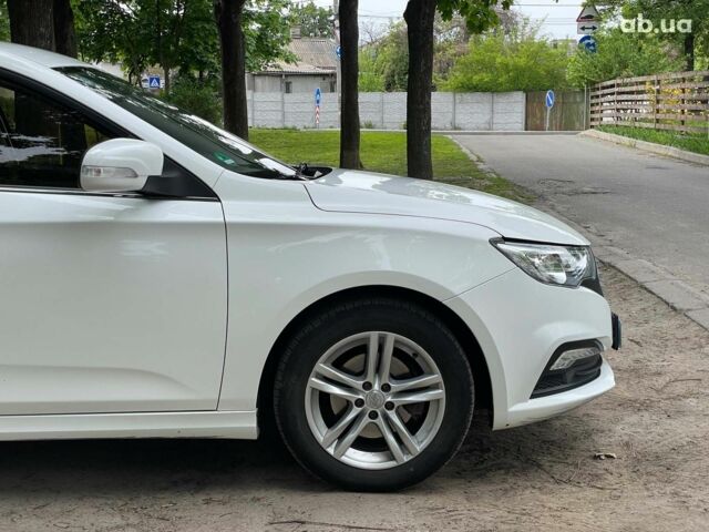 Белый ФАВ B30, объемом двигателя 1.6 л и пробегом 74 тыс. км за 7990 $, фото 3 на Automoto.ua