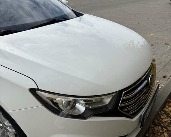 Белый ФАВ B30, объемом двигателя 1.6 л и пробегом 103 тыс. км за 8250 $, фото 5 на Automoto.ua