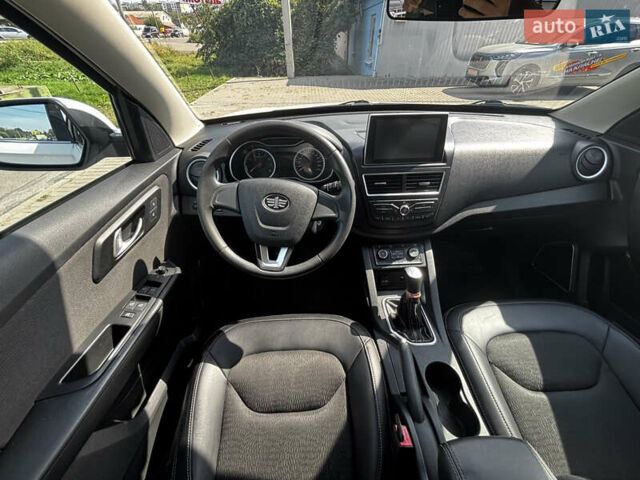 Белый ФАВ Besturn X40, объемом двигателя 1.6 л и пробегом 119 тыс. км за 8000 $, фото 21 на Automoto.ua