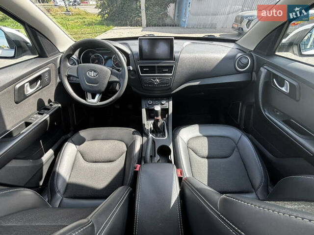 Білий ФАВ Besturn X40, об'ємом двигуна 1.6 л та пробігом 119 тис. км за 8000 $, фото 20 на Automoto.ua
