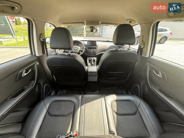 Белый ФАВ Besturn X40, объемом двигателя 1.6 л и пробегом 119 тыс. км за 8000 $, фото 23 на Automoto.ua