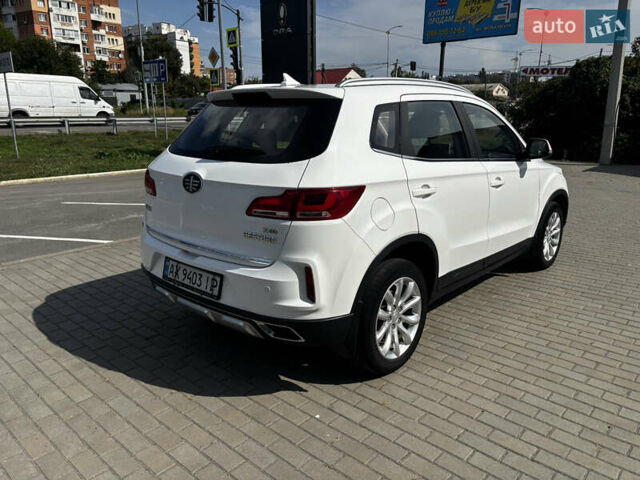 Белый ФАВ Besturn X40, объемом двигателя 1.6 л и пробегом 119 тыс. км за 8000 $, фото 12 на Automoto.ua