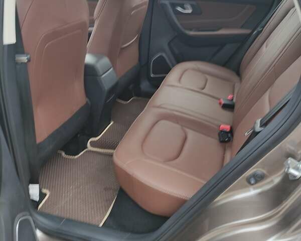 Коричневый ФАВ Besturn X40, объемом двигателя 1.6 л и пробегом 7 тыс. км за 11000 $, фото 6 на Automoto.ua