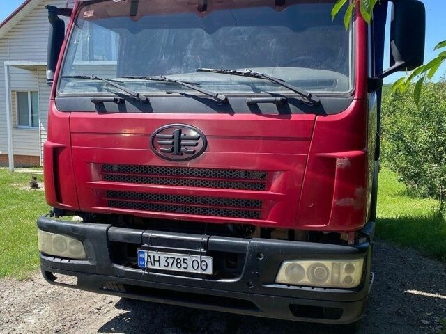 Красный ФАВ СА 3252, объемом двигателя 7.7 л и пробегом 100 тыс. км за 12500 $, фото 1 на Automoto.ua