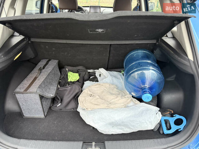 Синий ФАВ X40, объемом двигателя 1.6 л и пробегом 79 тыс. км за 11000 $, фото 10 на Automoto.ua