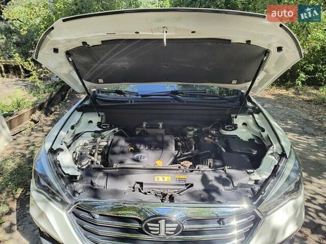 Белый ФАВ X80, объемом двигателя 2 л и пробегом 29 тыс. км за 12700 $, фото 5 на Automoto.ua