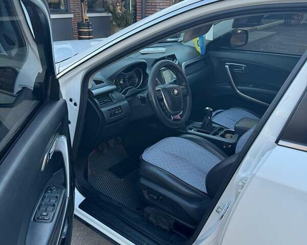 Белый ФАВ X80, объемом двигателя 2 л и пробегом 49 тыс. км за 13500 $, фото 4 на Automoto.ua