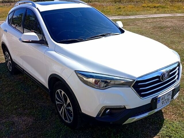 Белый ФАВ X80, объемом двигателя 2 л и пробегом 65 тыс. км за 13000 $, фото 3 на Automoto.ua