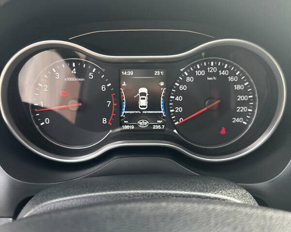 Білий ФАВ X80, об'ємом двигуна 2 л та пробігом 18 тис. км за 12000 $, фото 8 на Automoto.ua