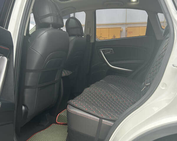 Білий ФАВ X80, об'ємом двигуна 2 л та пробігом 18 тис. км за 12000 $, фото 5 на Automoto.ua