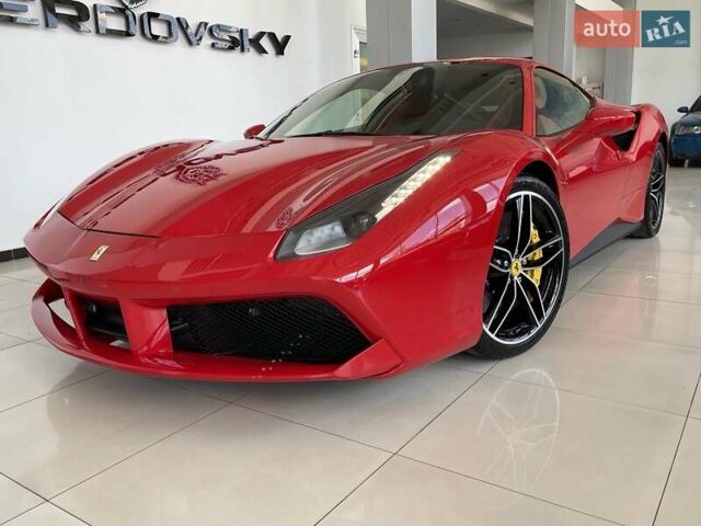 Красный Феррари 488 GTB, объемом двигателя 3.9 л и пробегом 27 тыс. км за 235900 $, фото 10 на Automoto.ua