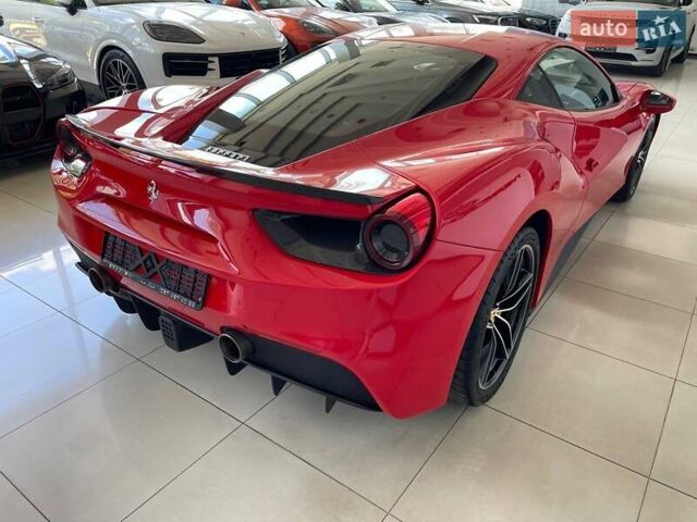 Красный Феррари 488 GTB, объемом двигателя 3.9 л и пробегом 27 тыс. км за 235900 $, фото 23 на Automoto.ua