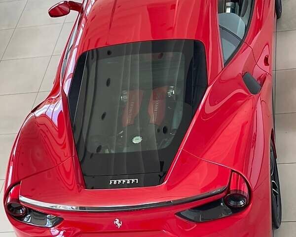 Красный Феррари 488 GTB, объемом двигателя 3.9 л и пробегом 27 тыс. км за 235900 $, фото 25 на Automoto.ua
