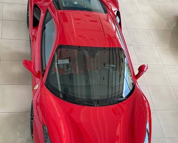 Красный Феррари 488 GTB, объемом двигателя 3.9 л и пробегом 27 тыс. км за 235900 $, фото 27 на Automoto.ua