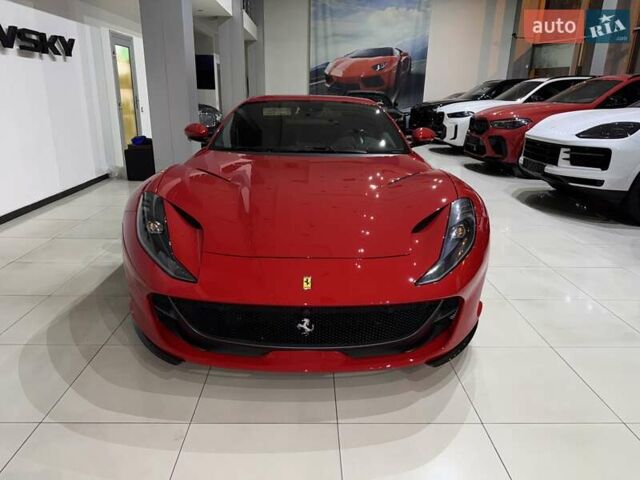 Красный Феррари 812 Superfast, объемом двигателя 6.5 л и пробегом 14 тыс. км за 431900 $, фото 33 на Automoto.ua