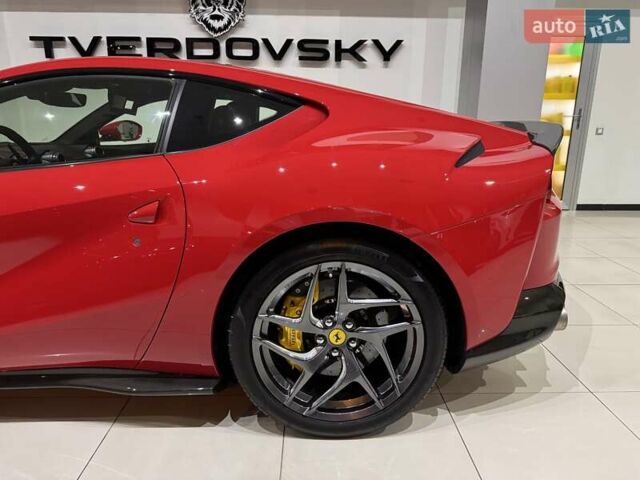Красный Феррари 812 Superfast, объемом двигателя 6.5 л и пробегом 14 тыс. км за 431900 $, фото 64 на Automoto.ua