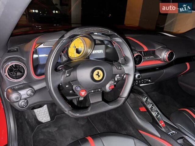 Красный Феррари 812 Superfast, объемом двигателя 6.5 л и пробегом 14 тыс. км за 431900 $, фото 55 на Automoto.ua