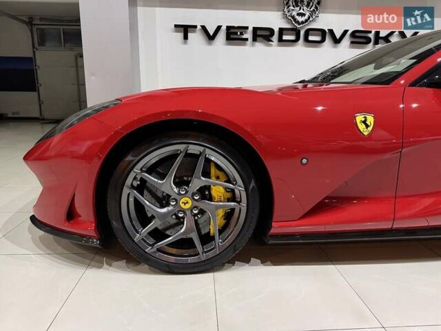 Красный Феррари 812 Superfast, объемом двигателя 6.5 л и пробегом 14 тыс. км за 431900 $, фото 47 на Automoto.ua