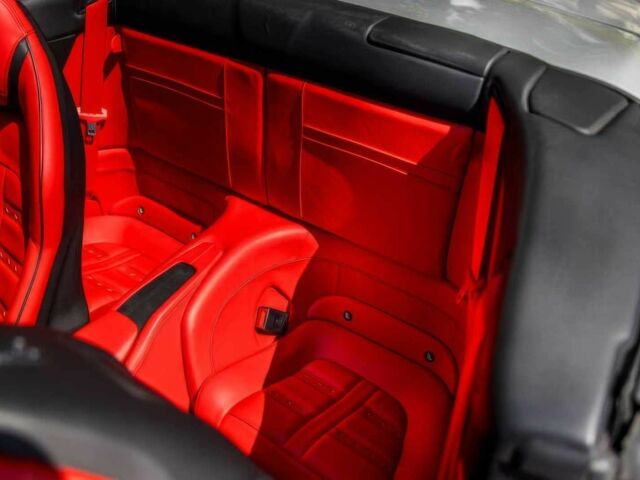 Сірий Феррарі California, об'ємом двигуна 3.9 л та пробігом 76 тис. км за 42500 $, фото 14 на Automoto.ua