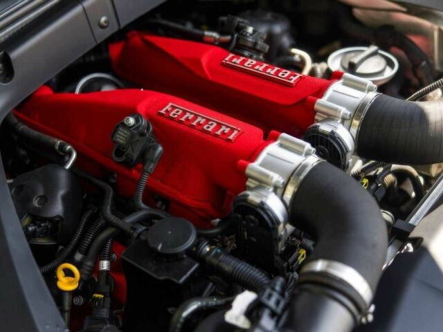 Сірий Феррарі California, об'ємом двигуна 3.9 л та пробігом 76 тис. км за 42500 $, фото 23 на Automoto.ua