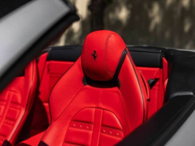 Сірий Феррарі California, об'ємом двигуна 3.9 л та пробігом 76 тис. км за 42500 $, фото 11 на Automoto.ua