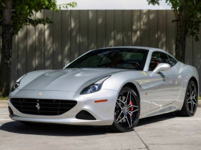 Сірий Феррарі California, об'ємом двигуна 3.9 л та пробігом 76 тис. км за 42500 $, фото 2 на Automoto.ua