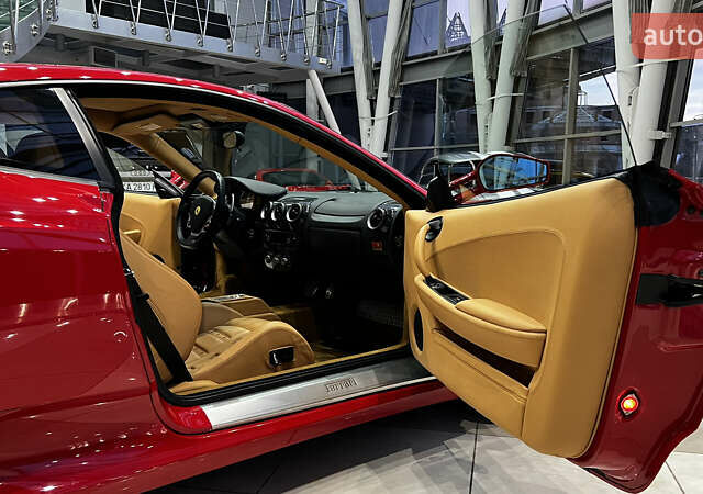 Красный Феррари Ф430, объемом двигателя 4.29 л и пробегом 21 тыс. км за 135000 $, фото 26 на Automoto.ua