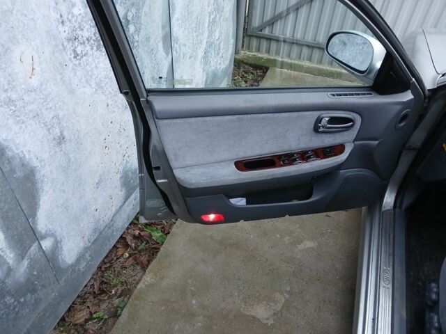 Сірий Феррарі Інша, об'ємом двигуна 2 л та пробігом 270 тис. км за 3300 $, фото 5 на Automoto.ua