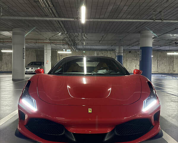 Красный Феррари F8, объемом двигателя 3.9 л и пробегом 7 тыс. км за 299999 $, фото 5 на Automoto.ua