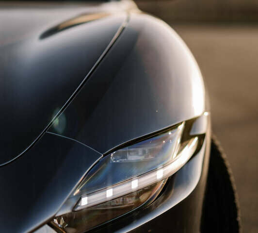 Синий Феррари Roma, объемом двигателя 3.9 л и пробегом 33 тыс. км за 229666 $, фото 21 на Automoto.ua