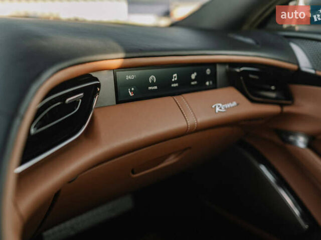 Синий Феррари Roma, объемом двигателя 3.9 л и пробегом 33 тыс. км за 229666 $, фото 29 на Automoto.ua