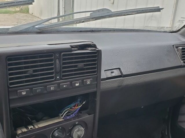 Белый Фиат 124, объемом двигателя 2 л и пробегом 300 тыс. км за 350 $, фото 5 на Automoto.ua