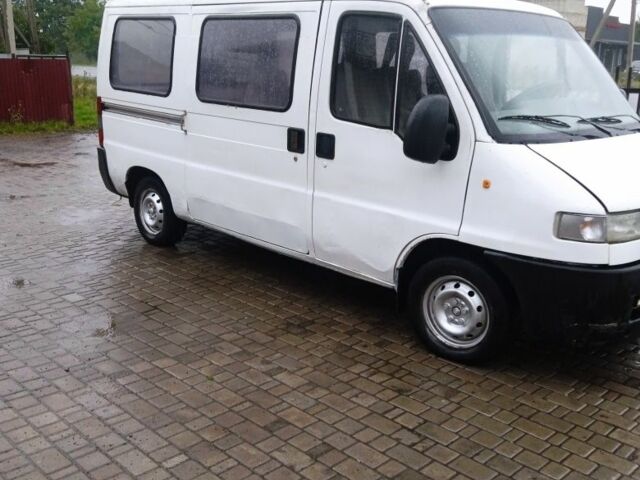 Белый Фиат 124, объемом двигателя 0 л и пробегом 300 тыс. км за 2000 $, фото 1 на Automoto.ua